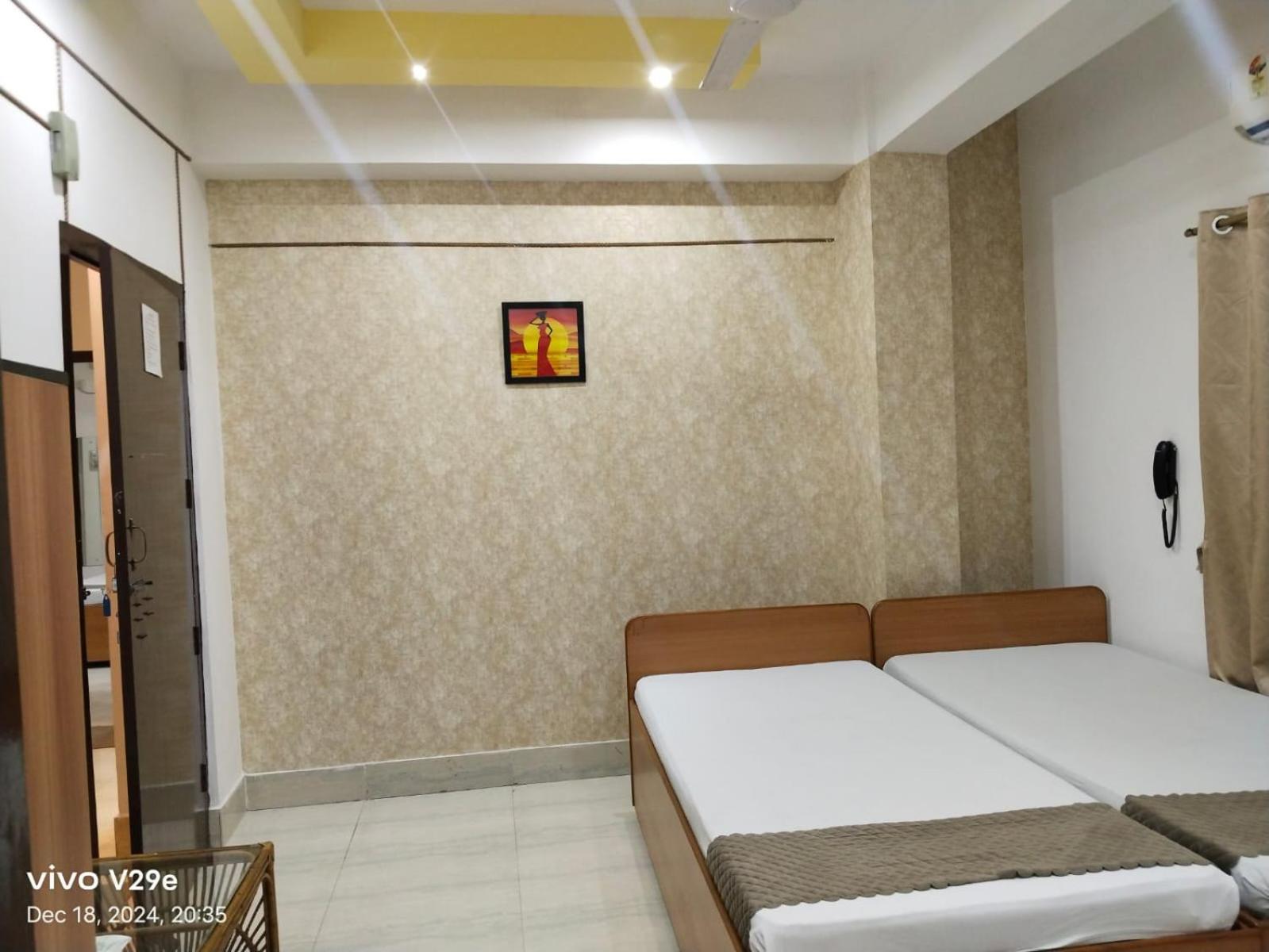 The Executive Inn グワーハーティー エクステリア 写真